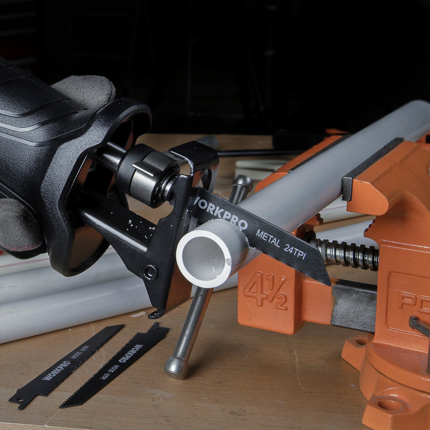 Wood and Metal Reciprocating Electric Saw Wood and Metal Reciprocating Electric Saw