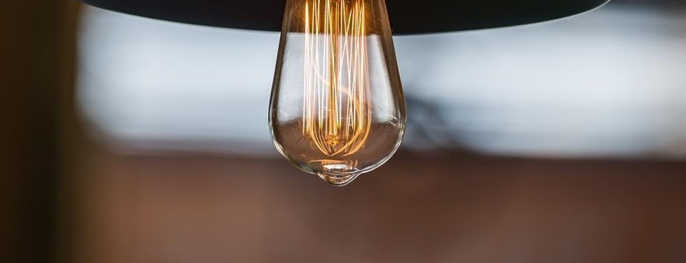 Retro Style Edison Filament E27 Bulb Retro Style Edison Filament E27 Bulb
